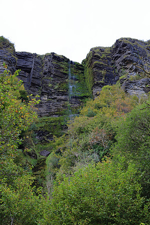 Devils chimney waterfall1